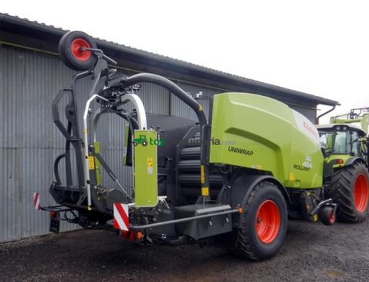 Empacadora gigant - Claas - rollant 454 uniwrap