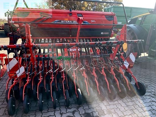 Sembradora - Kuhn - sitera 3030 24e