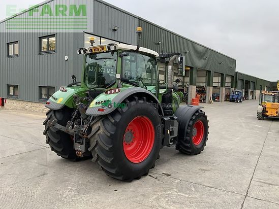Tractor agrícola - Fendt - 724 profi plus tractor (st23854)