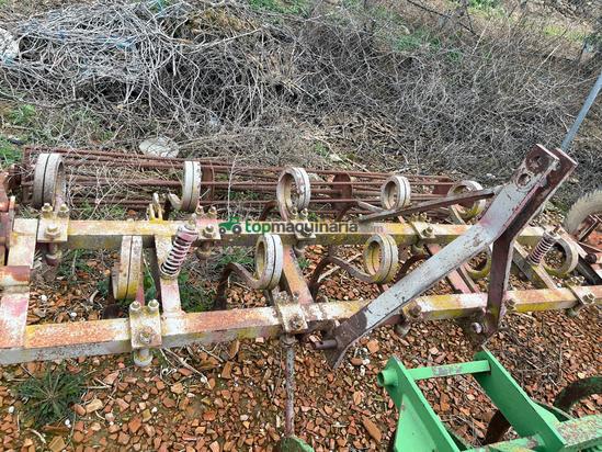 Cultivador de 11 brazos de rosco de 27 y rulo