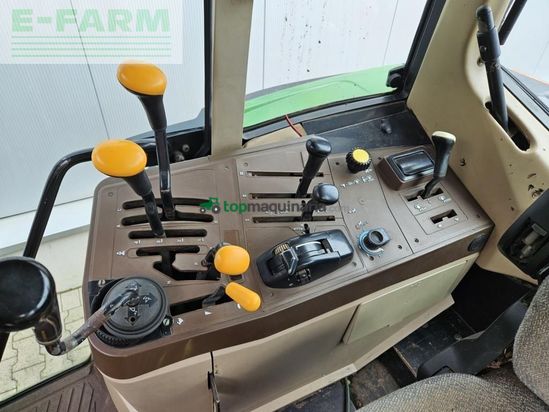 Tractor agrícola - John Deere - 6210