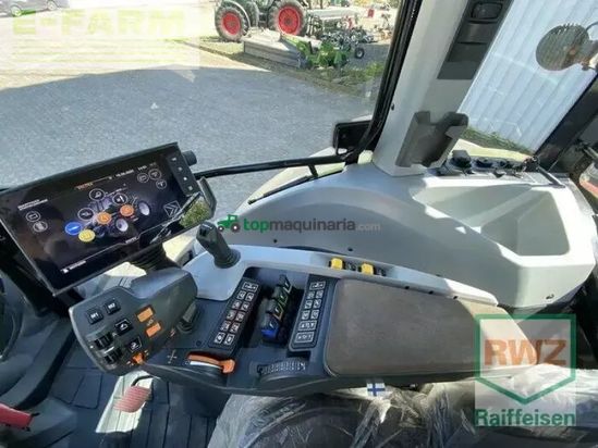 Minicargadora - Valtra - g135 v schlepper