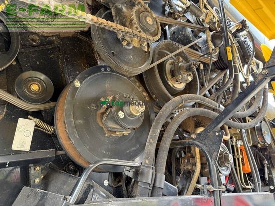 Cosechadora de Cereal - New Holland - cx 8070