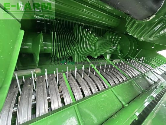 Empacadora gigant - John Deere - c441r