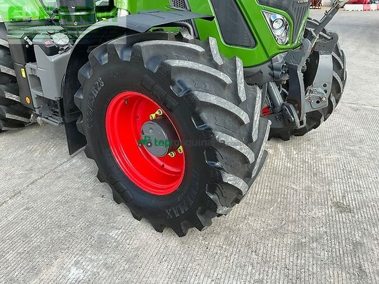 Tractor agrícola - Fendt - 724 profi plus tractor (st27635)