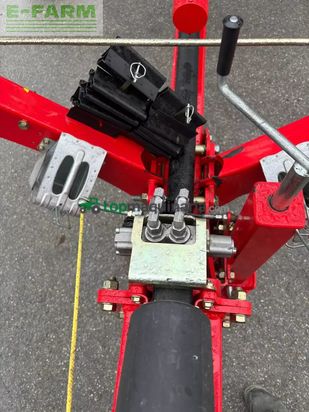 Henificador - Pöttinger - hit 8.91 t