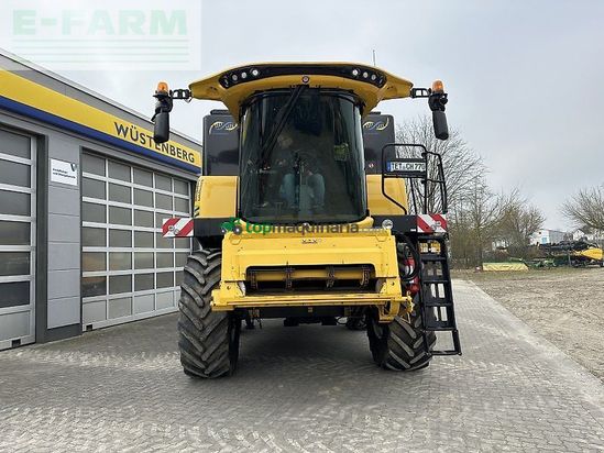 Cosechadora de Cereal - New Holland - ch 7.70
