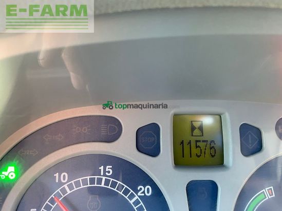 Tractor agrícola - New Holland - t7.200 tractor (st27355)