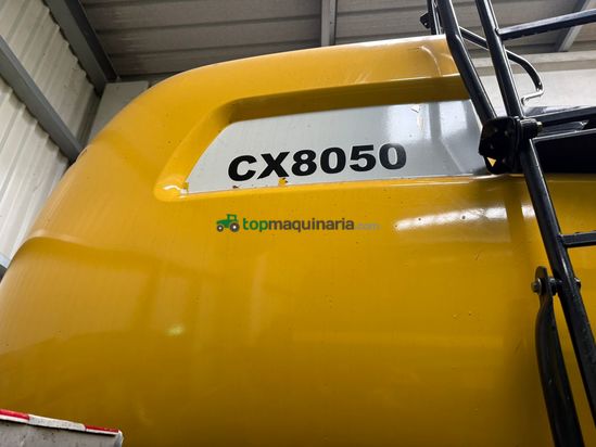 Cosechadora de Cereal - New Holland - CR9070