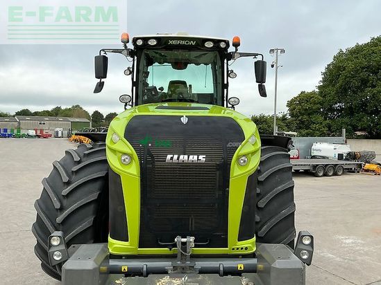 Tractor agrícola - Claas - xerion trac 5000 tractor (st26926)