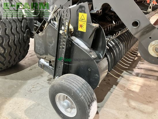 Empacadora gigant - Case IH - rb 455