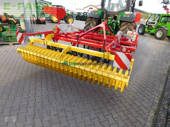 Cultivador - Pöttinger - synkro 3030