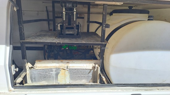 Ford Ranger con sistema de fumigación 