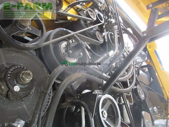 Cosechadora de Cereal - New Holland - cx 8.70
