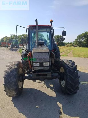 Tractor agrícola - Valtra - 900dt