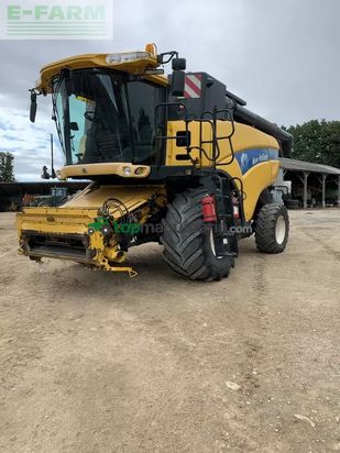 Cosechadora de Cereal - New Holland - cx 880 hd