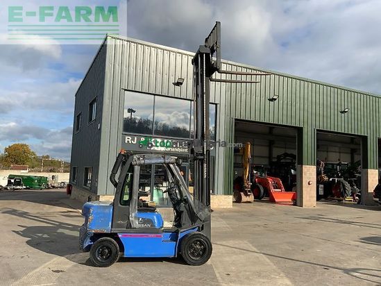 Elevadora - Nissan - 30 forklift (st24877)