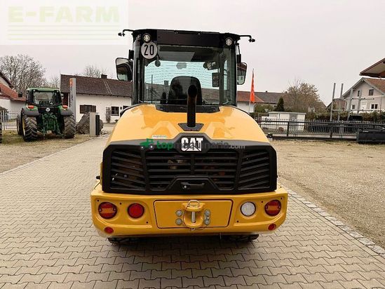 Minicargadora - Caterpillar - 906