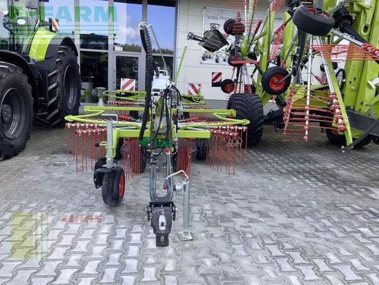 Rastrillo - Claas - liner 700 twin