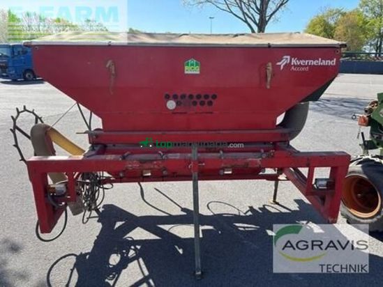 Sembradora monograno mecanica - Amazone - ed 602 k + fronttank
