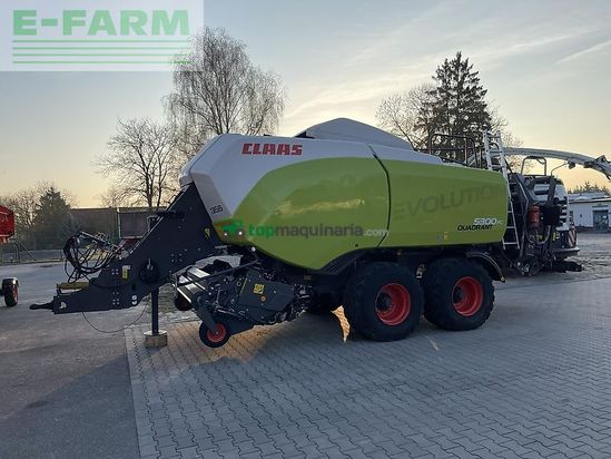Empacadora gigant - Claas - quadrant 5300fc