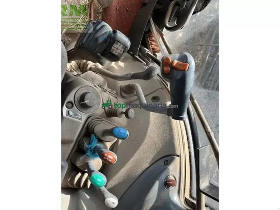 Tractor agrícola - Valtra - n123
