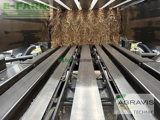 Empacadora gigant - Claas - quadrant 5200 fc tandem