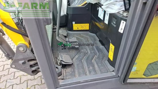 Excavadora - New Holland - e18 d // eurocomach