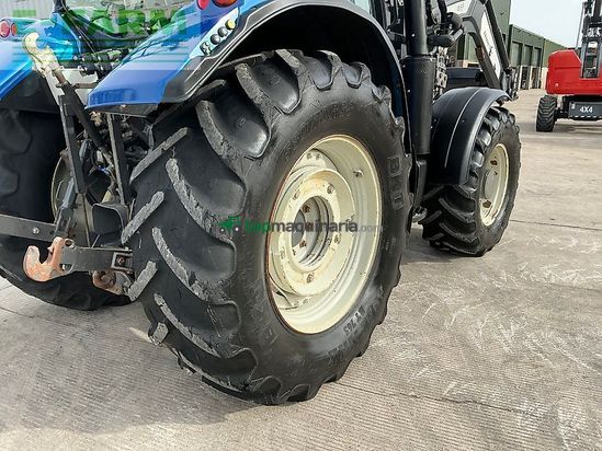 Tractor agrícola - Valtra - n163 versu tractor (st25841) Versu