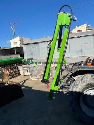 Pluma hidráulica agricola con gancho homologado de 2000kg