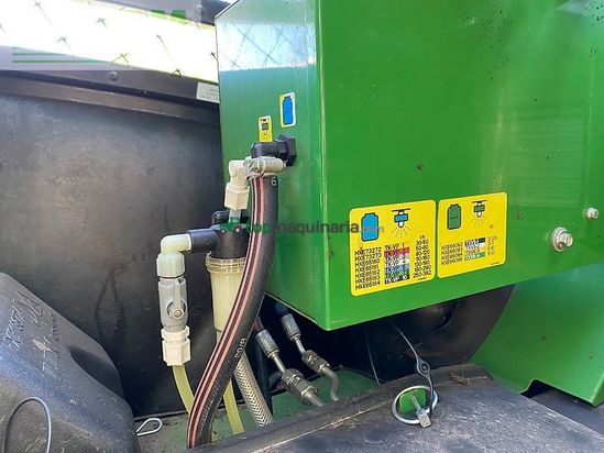 Cosechadora de Cereal - John Deere - 9700 i