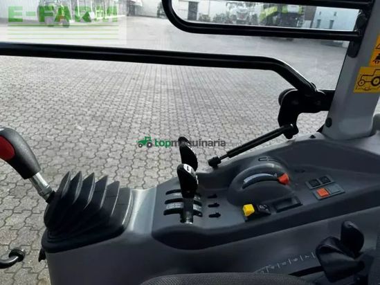 Tractor agrícola - Claas - nexos 220 s stage v