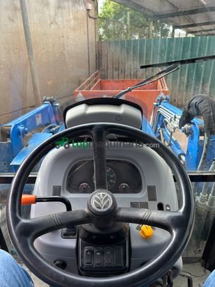 Tractor agrícola New Holland Boomer 50 seminuevo 