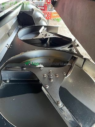 Cosechadora de Cereal - New Holland - cr 9.80