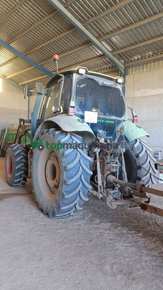 Tractor agrícola Deutz Fahr Agrotron M600 con pala Leon