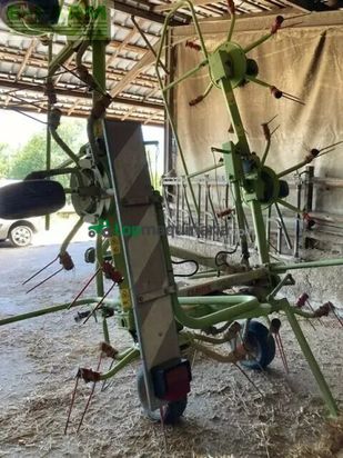Henificador - Claas - faneuse claas volto 670h