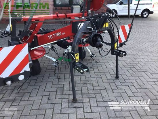 Henificador - Massey Ferguson - td 776x dn (lotus 770)