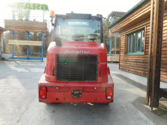 Minicargadora - Schaffer - 900 t ( 6 tonnen ) mit teleskoparm