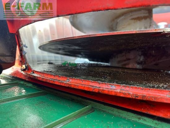 Remolqu esparcidor - Kuhn - profile 30.2 cl