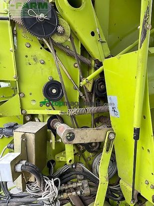 Empacadora gigant - Claas - variant 180 roto cut