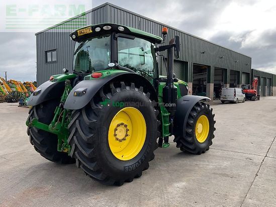 Tractor agrícola - John Deere - 6215r premium edition tractor (st26613)