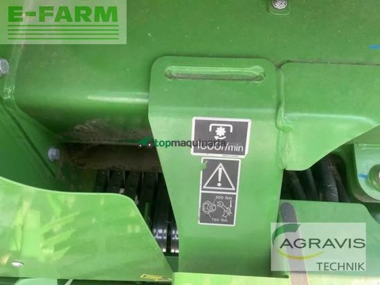 Empacadora gigant - John Deere - f441r