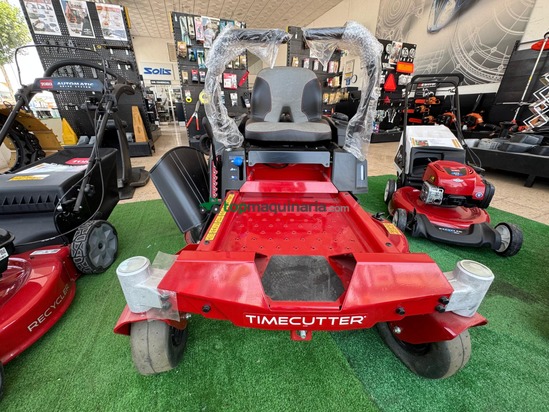 Cortacésped de giro cero marca Toro Timecutter