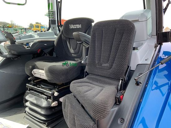 Tractor agrícola - Valtra - t194 versu tractor (st26215)