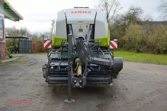 Empacadora gigant - Claas - quadrant 5300 evolution fc tan