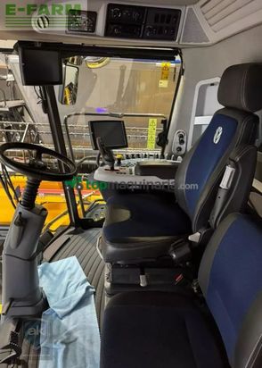 Cosechadora de Cereal - New Holland - cr10.90