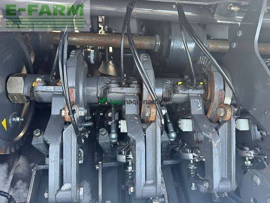 Empacadora gigant - Claas - quadrant 5200 evolution fc tandem