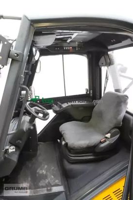 Elevadora - Linde - h 30 d (3b) 393-02