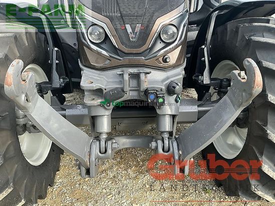 Tractor agrícola - Valtra - g 135 v 1b9