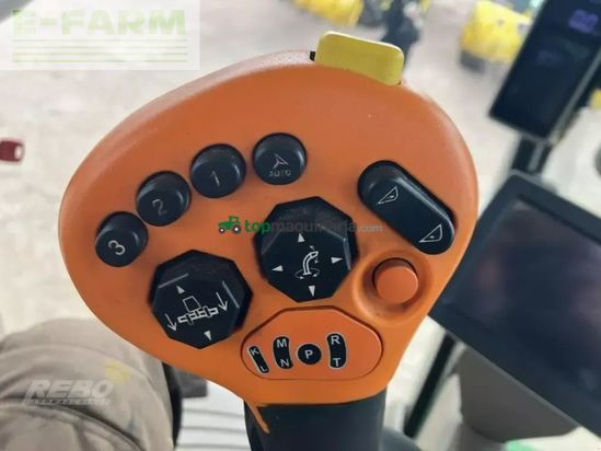 Cosechadora de Cereal - John Deere - 8400